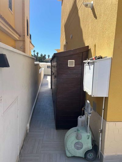 Image No.9-3 Bed Villa for sale