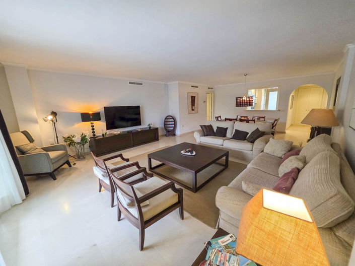 Image No.6-3 Bed Apartment for sale