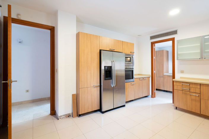 Image No.8-4 Bed Villa for sale