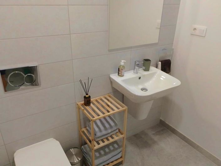 Image No.15-2 Bed Apartment for sale