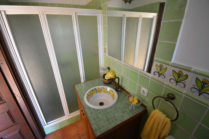 Image No.25-4 Bed House for sale