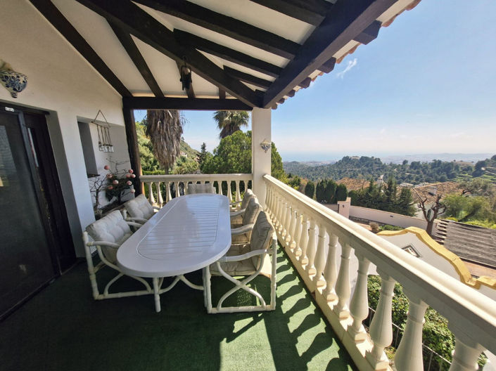 Image No.9-4 Bed House for sale