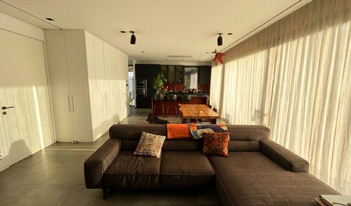 Image No.24-5 Bed Villa for sale