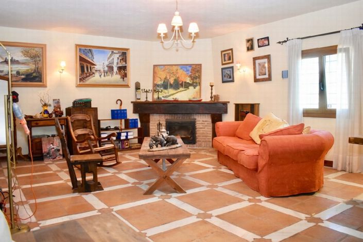 Image No.6-4 Bed Villa for sale