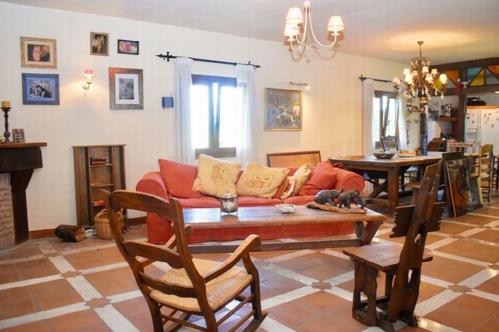 Image No.8-4 Bed Villa for sale