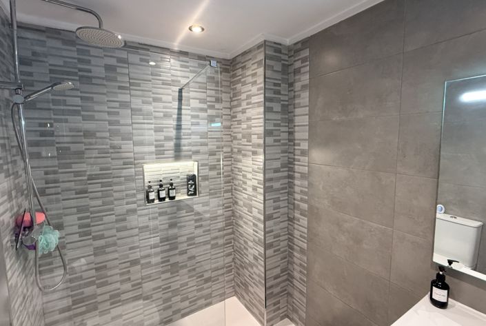 Image No.10-2 Bed Apartment for sale