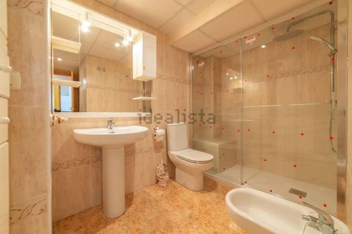 Image No.22-3 Bed Apartment for sale