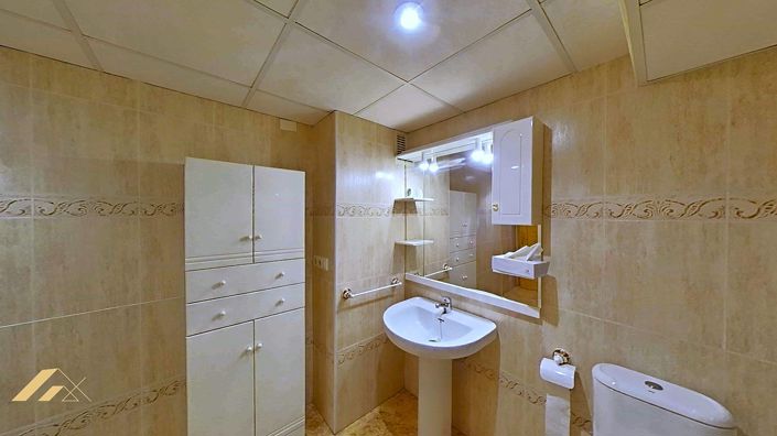 Image No.25-3 Bed Apartment for sale