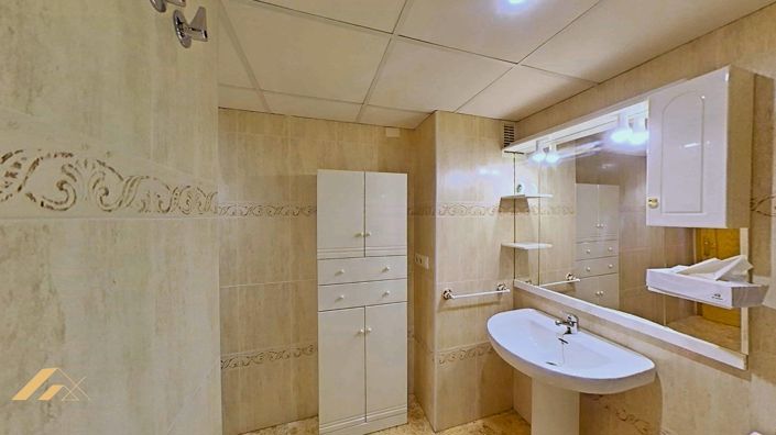 Image No.26-3 Bed Apartment for sale