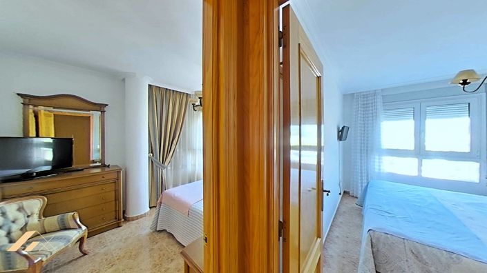Image No.49-3 Bed Apartment for sale