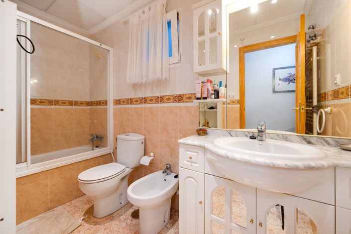 Image No.22-3 Bed Apartment for sale