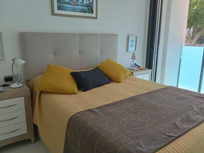 Image No.15-1 Bed House for sale