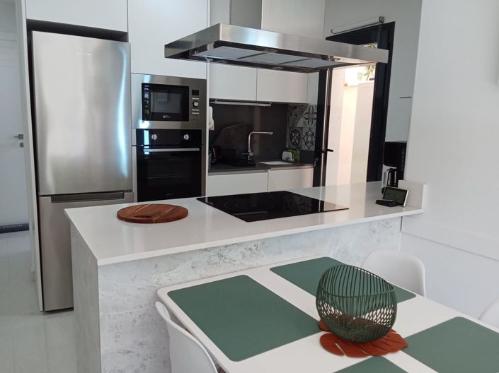 Image No.20-1 Bed House for sale