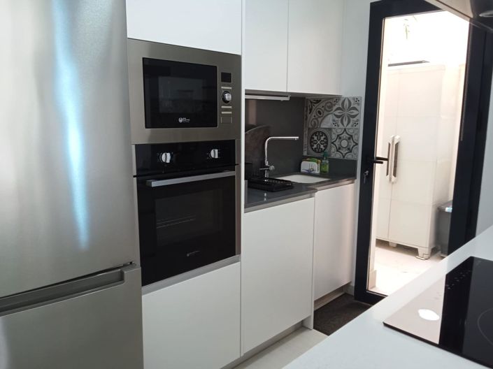 Image No.28-1 Bed House for sale