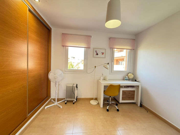 Image No.20-2 Bed Apartment for sale