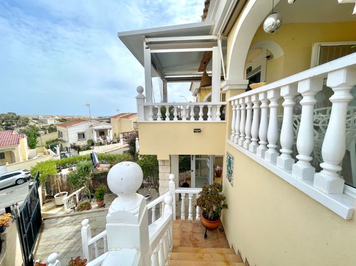 Image No.25-3 Bed Villa for sale