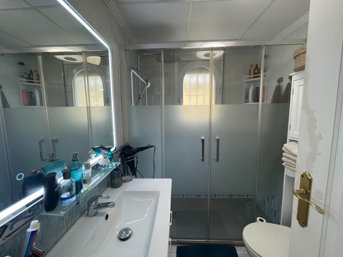 Image No.29-3 Bed Villa for sale