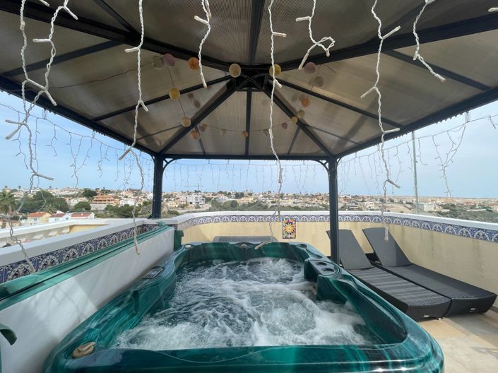 Image No.3-3 Bed Villa for sale