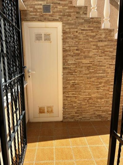 Image No.19-3 Bed Property for sale