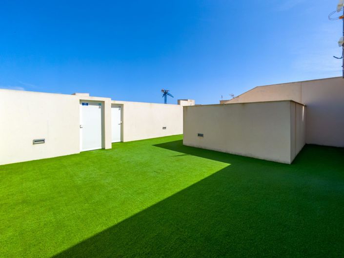 Image No.23-2 Bed Apartment for sale