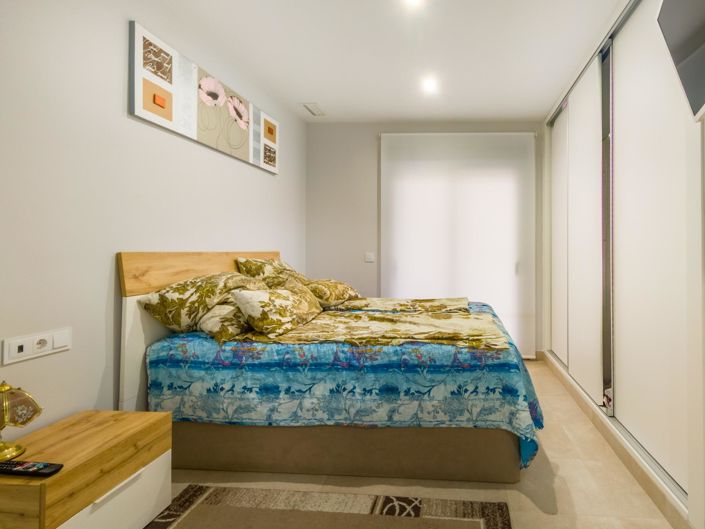 Image No.9-2 Bed Apartment for sale