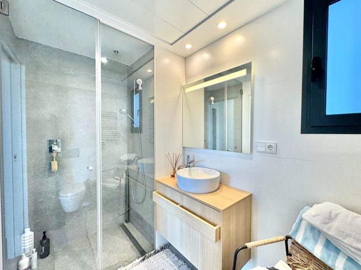 Image No.13-2 Bed Apartment for sale