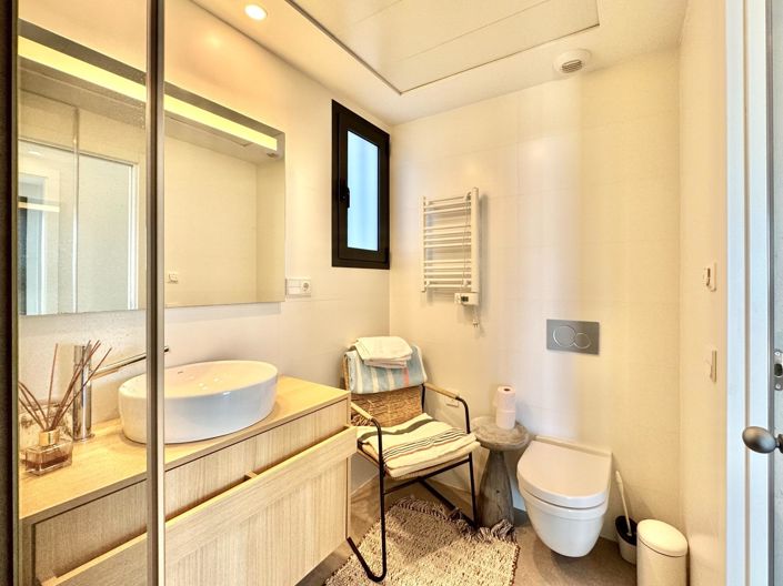 Image No.14-2 Bed Apartment for sale