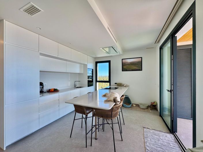 Image No.18-2 Bed Apartment for sale