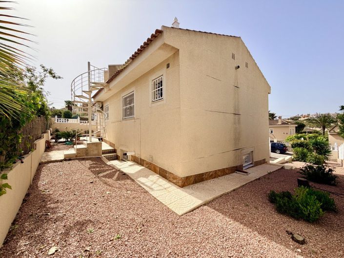 Image No.17-5 Bed Villa for sale