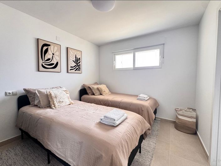 Image No.3-2 Bed Apartment for sale