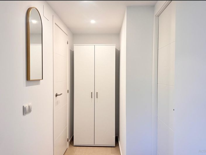 Image No.7-2 Bed House for sale