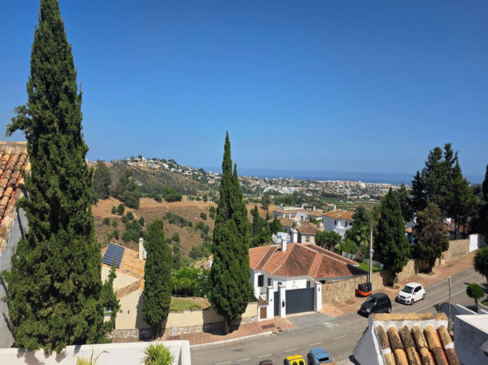 Image No.12-3 Bed House for sale