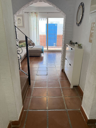 Image No.20-3 Bed House for sale