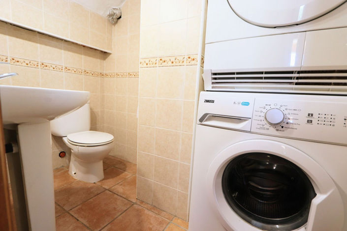 Image No.13-3 Bed House for sale