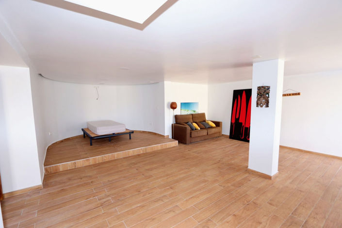 Image No.29-3 Bed House for sale