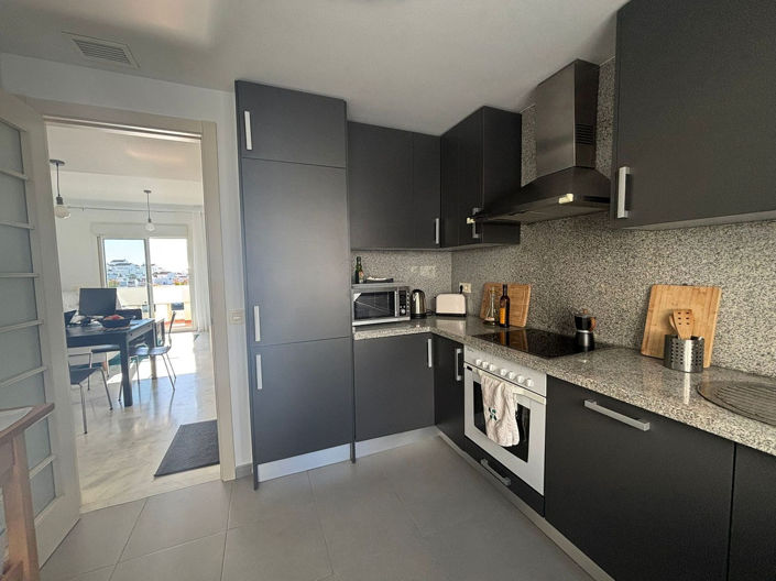 Image No.7-2 Bed Property for sale