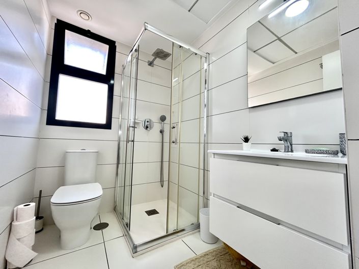 Image No.16-2 Bed Apartment for sale