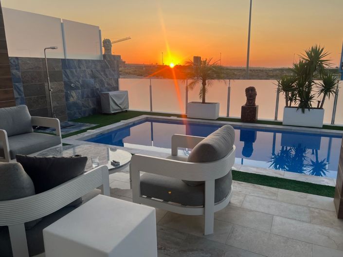 Image No.27-3 Bed Villa for sale