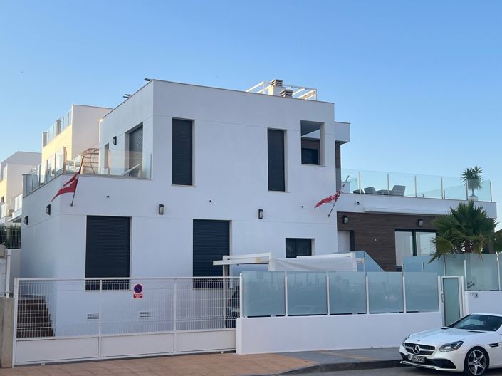 Image No.30-3 Bed Villa for sale