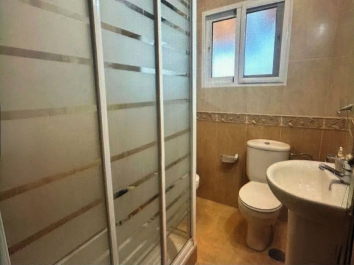 Image No.17-2 Bed Apartment for sale