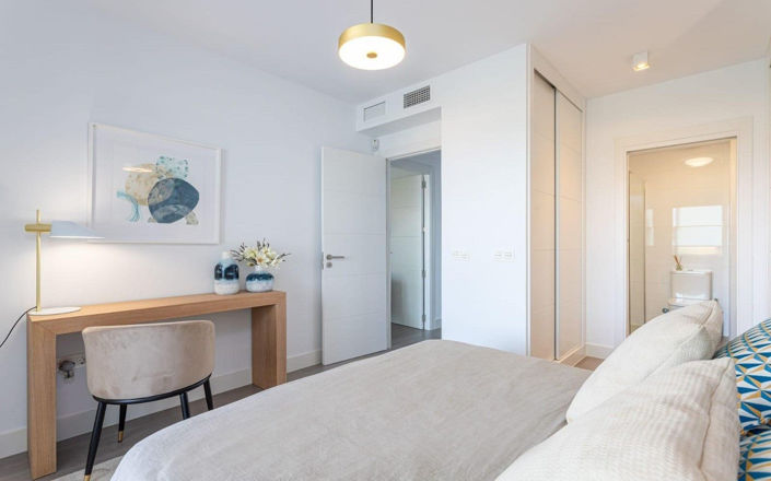 Image No.20-3 Bed Apartment for sale