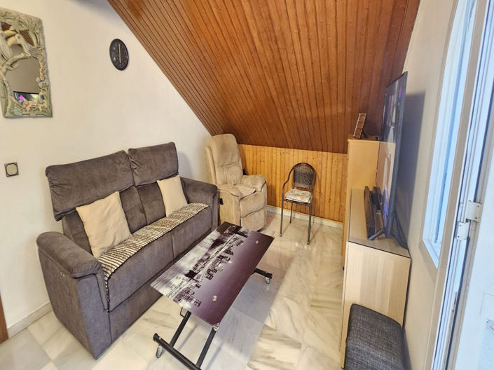 Image No.40-5 Bed Apartment for sale