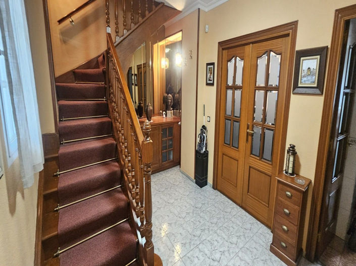 Image No.41-5 Bed Apartment for sale