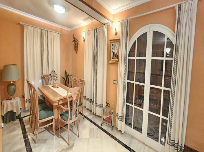 Image No.7-5 Bed Apartment for sale