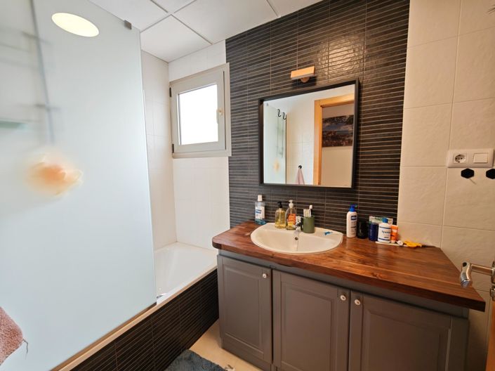 Image No.15-2 Bed Apartment for sale