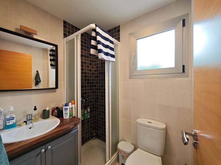 Image No.18-2 Bed Apartment for sale