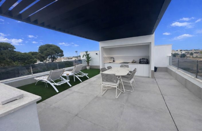 Image No.3-3 Bed Villa for sale