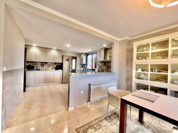 Image No.10-Villa de 5 chambres à vendre à Guadalmina