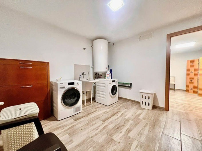 Image No.32-Villa de 5 chambres à vendre à Guadalmina