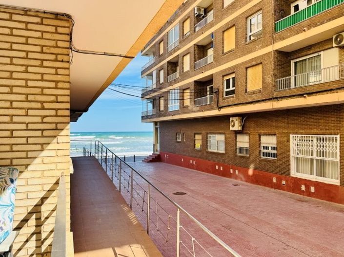 Image No.15-3 Bed Apartment for sale